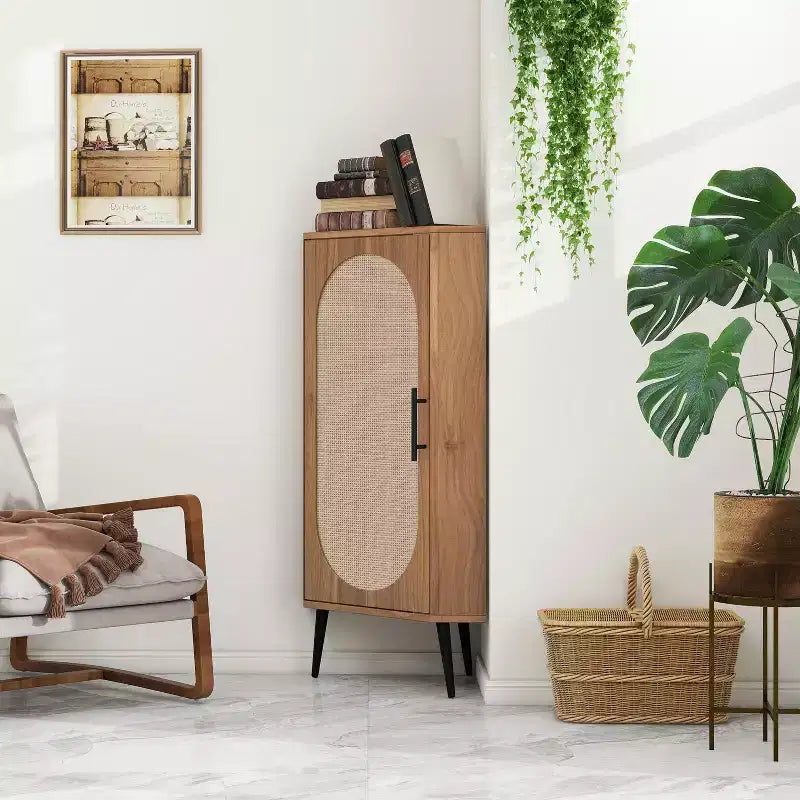 Meuble d'angle en noyer avec porte en rotin, meuble de rangement autoportant pour le salon et les petits espaces