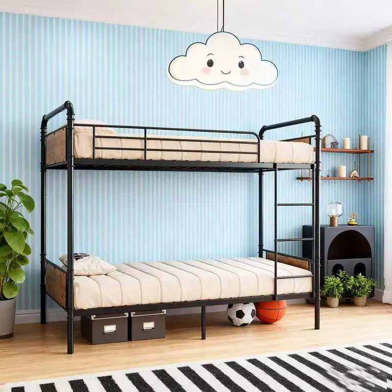 Lit superposé en métal une place sur une place avec rails de sécurité et échelle intégrée