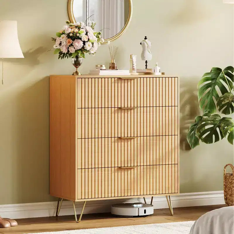 Commode, 32 po de large, commode moderne cannelée avec poignées en métal, organisateur de rangement pour vêtements à 4 tiroirs