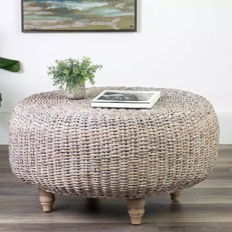 Table basse ronde tissée en abaca, 89 cm, marron clair | Salon de ferme bohème